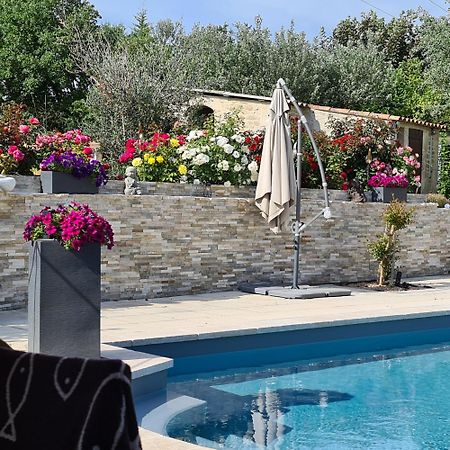 Appartements Dans Villa Privee Avec Piscine, Jardin, Parking Clos, Wifi, Climatisation ميرويْ المظهر الخارجي الصورة