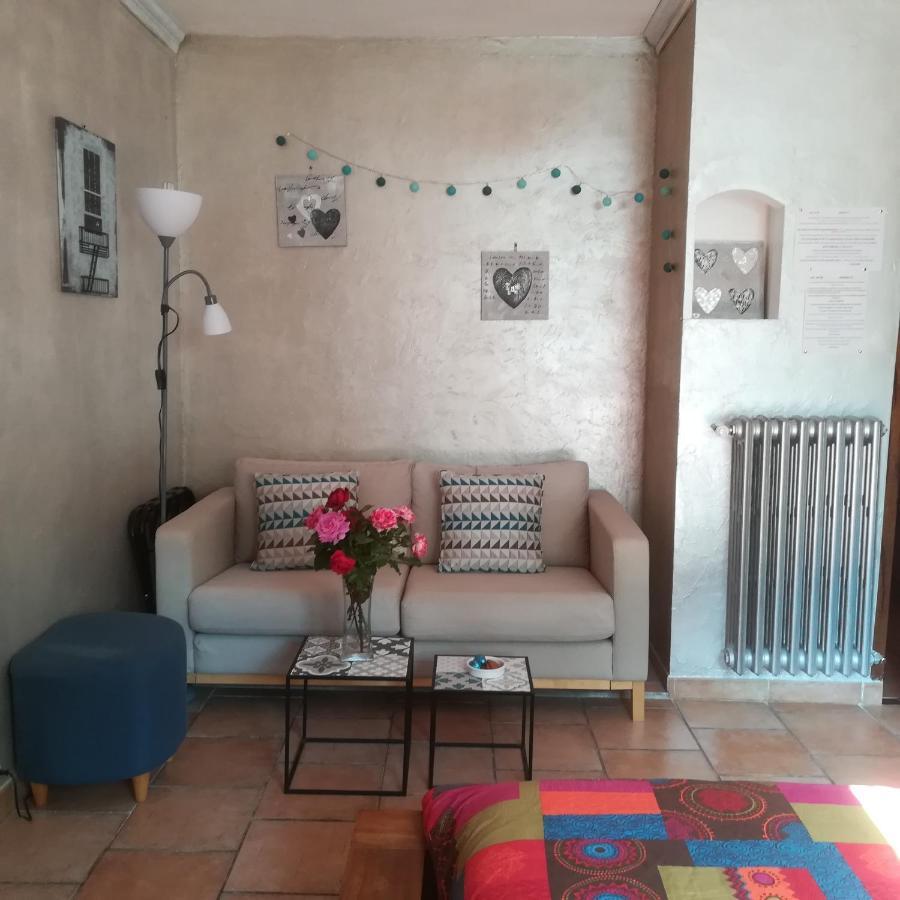 Appartements Dans Villa Privee Avec Piscine, Jardin, Parking Clos, Wifi, Climatisation ميرويْ المظهر الخارجي الصورة