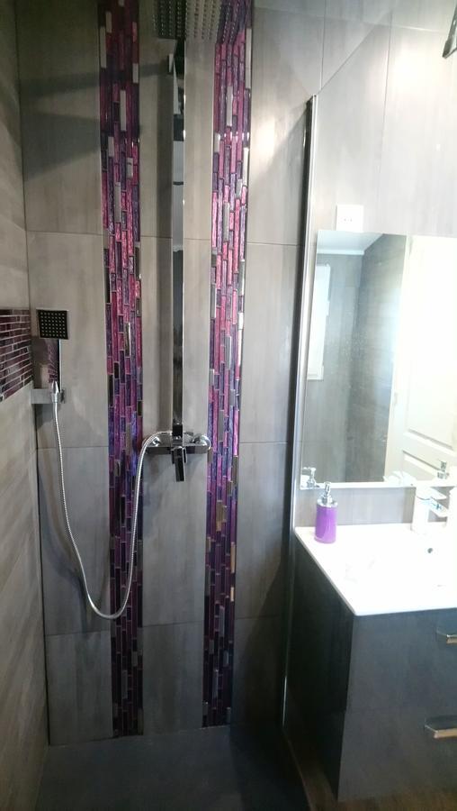 Appartements Dans Villa Privee Avec Piscine, Jardin, Parking Clos, Wifi, Climatisation ميرويْ المظهر الخارجي الصورة