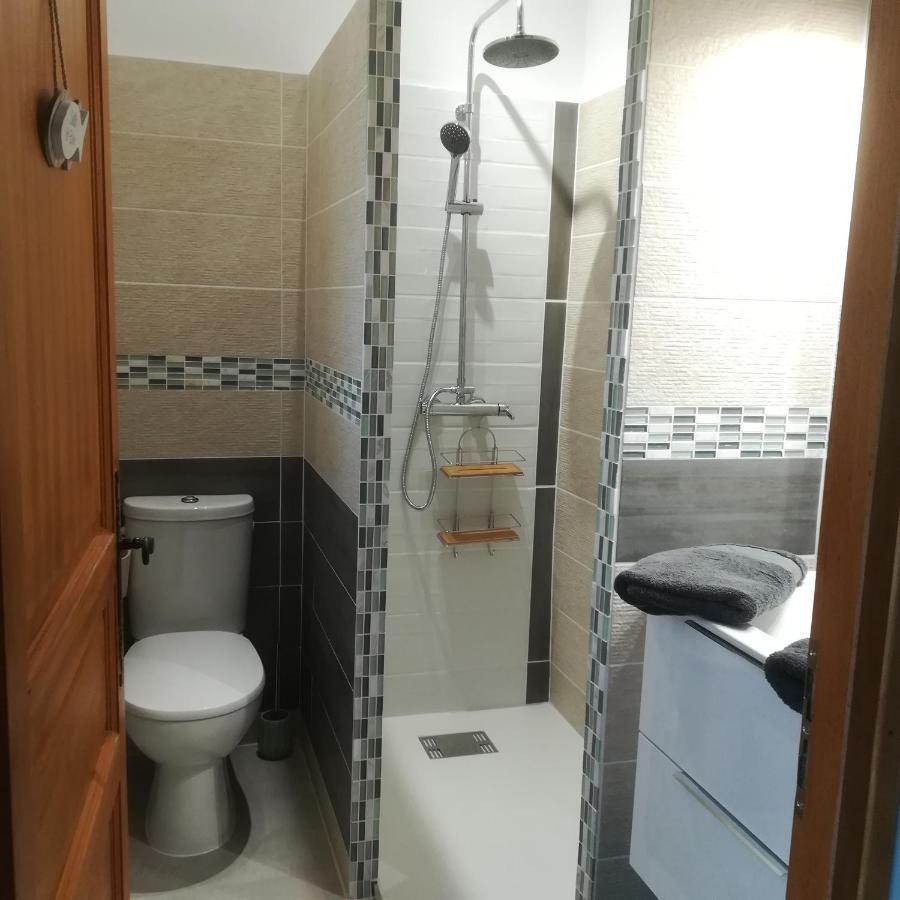 Appartements Dans Villa Privee Avec Piscine, Jardin, Parking Clos, Wifi, Climatisation ميرويْ المظهر الخارجي الصورة